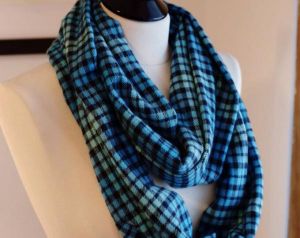 SR_JA_Sept_2025_sewing_infinity_scarf.jpg