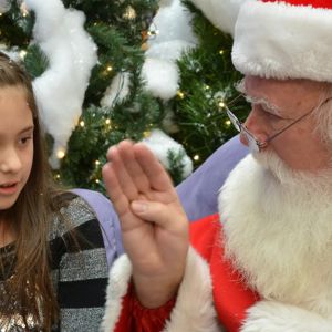 International Plaza Signing Santa